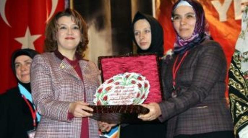 Hatice &Ouml;zgevrek, Ak Parti K&uuml;tahya İl Kadın Kolları Başkanı Oldu