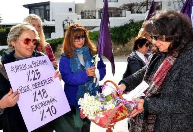 Bodrum'da Kadın Cinayetleri Protesto Edildi