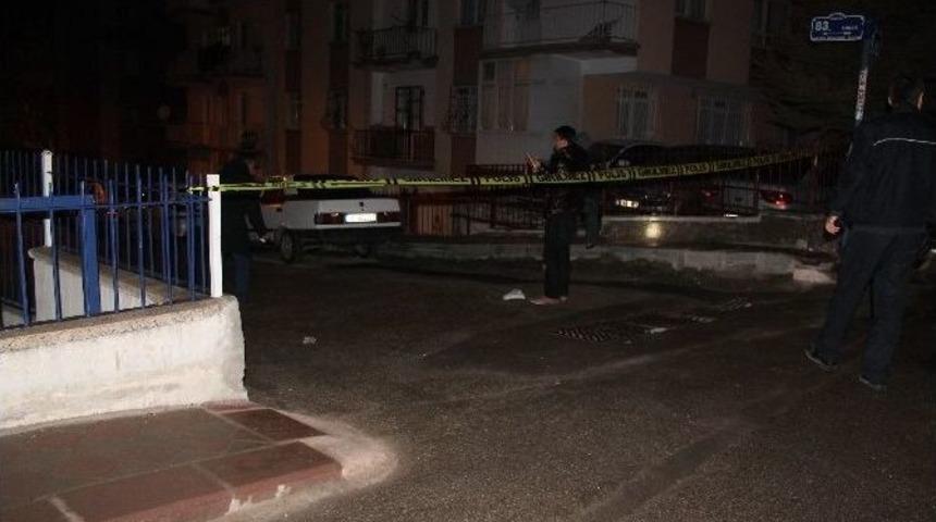 Başkent&rsquo;te Silahlı &Ccedil;atışma: 3 Yaralı