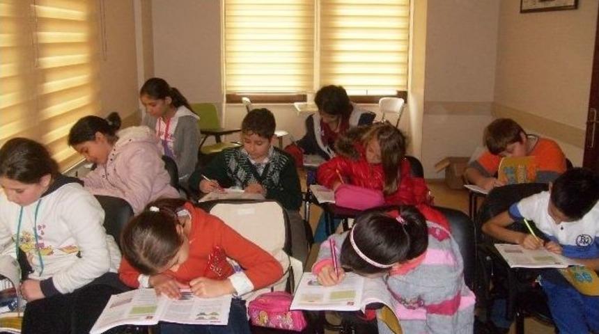 Et&uuml;t Merkezlerinden 2 Bin &Ouml;ğrenci Faydalanıyor