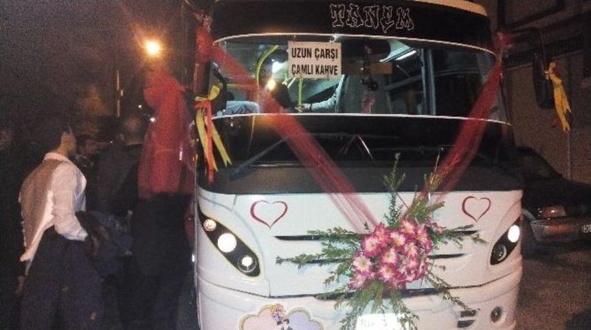 Ekmek Teknesi Dolmuşunu Gelin Arabası Yaptı