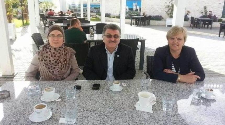 Başörtülü Kosova Milletvekili Bursa’ya Geliyor