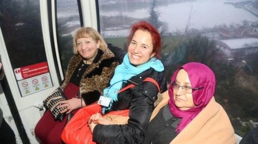 Dar&uuml;laceze Sakini: &ldquo;ey&uuml;p Sultan&rsquo;a Geldiğimde Kabe&rsquo;ye Gelmiş Gibi Oldum&rdquo;