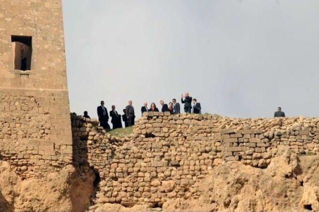 Maliye Bakanı Şimşek, Mardin Kalesi'ni Gezdi