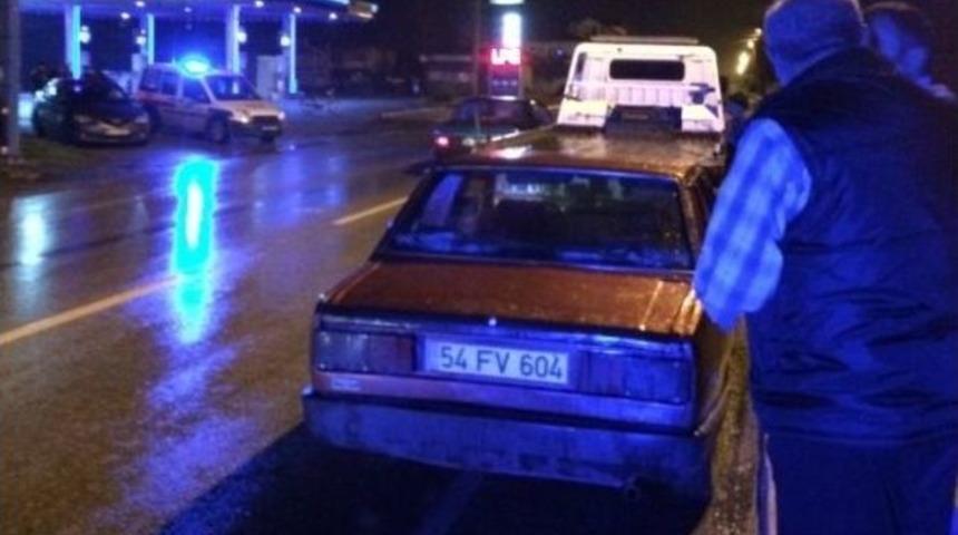 Uygulama Yapan Polis Aracını Bağlamak İsteyince Sinir Krizi Ge&ccedil;irdi