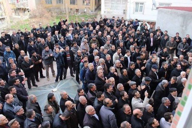 Eski Milletvekili Ak Parti’den Yeniden Aday Adayı Oldu