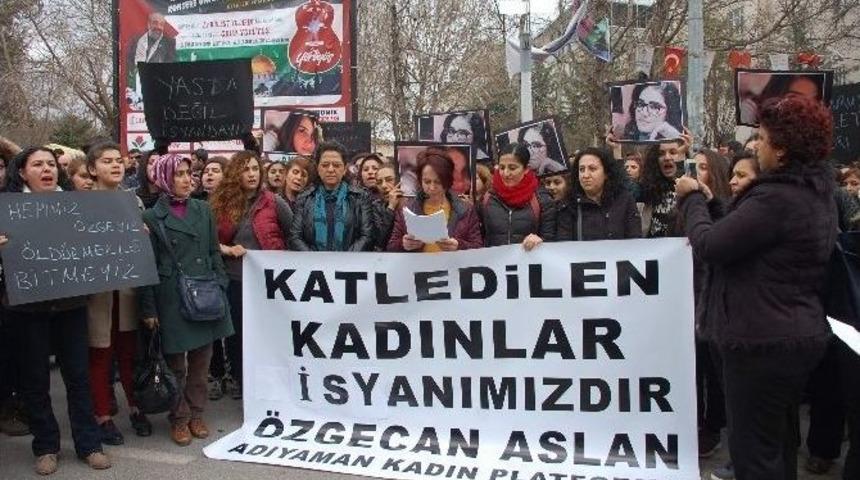 Adıyaman Kadın Platformundan, &Ouml;zgecan İ&ccedil;in Y&uuml;r&uuml;y&uuml;ş