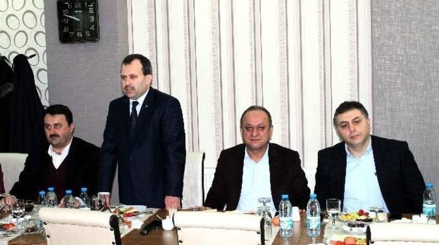 Ak Parti İl Başkanlığı G&ouml;rev Dağılımı Yaptı