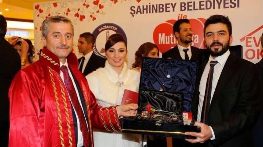 Başkan Tahmazoğlu Yeni &Ccedil;iftleri Kırmadı