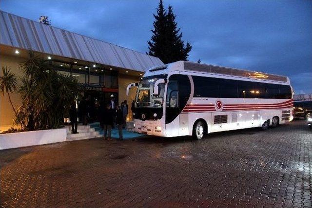 Başbakan Davutoğlu Antalya’dan Ayrıldı