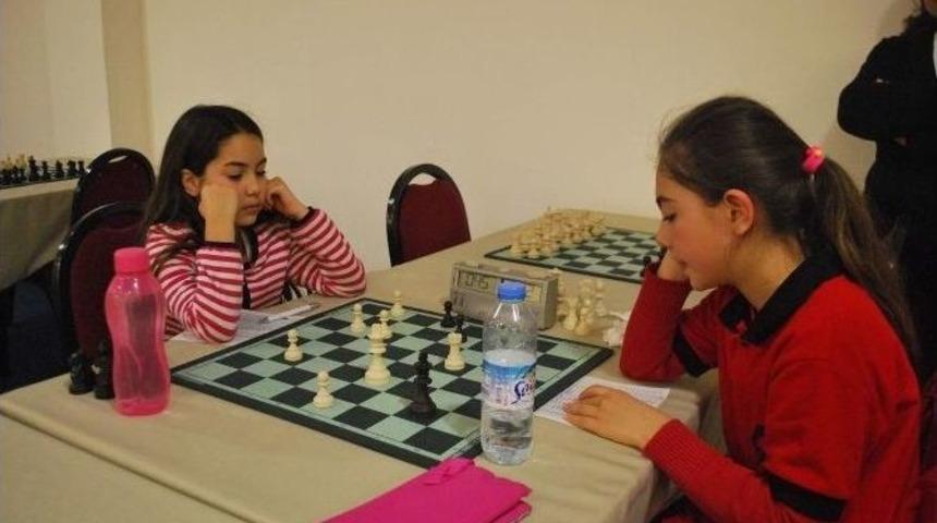 Deepo&rsquo;da Santran&ccedil; Turnuvası