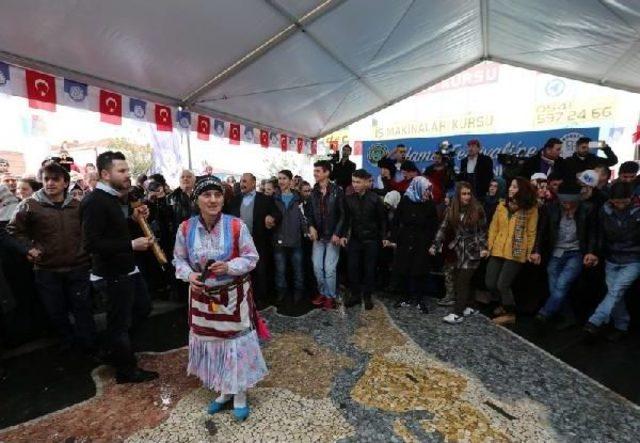 Hamsi Festivali'nde 5 Ton Hamsi Dağıtıldı