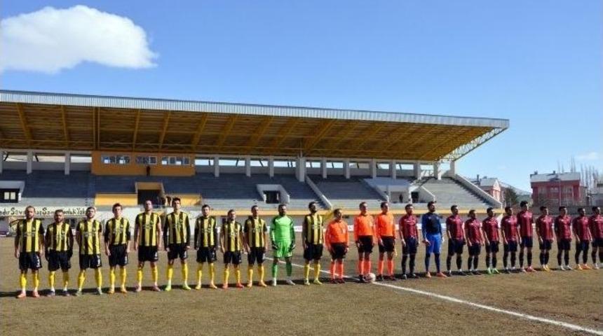 Bayburt Grup &Ouml;zel İdarespor Kendi Evinde 1 Puana Razı Oldu