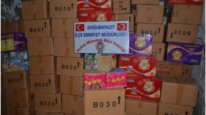 Doğubayazıt&rsquo;ta 194 Koli Havai Fişek Ele Ge&ccedil;irildi