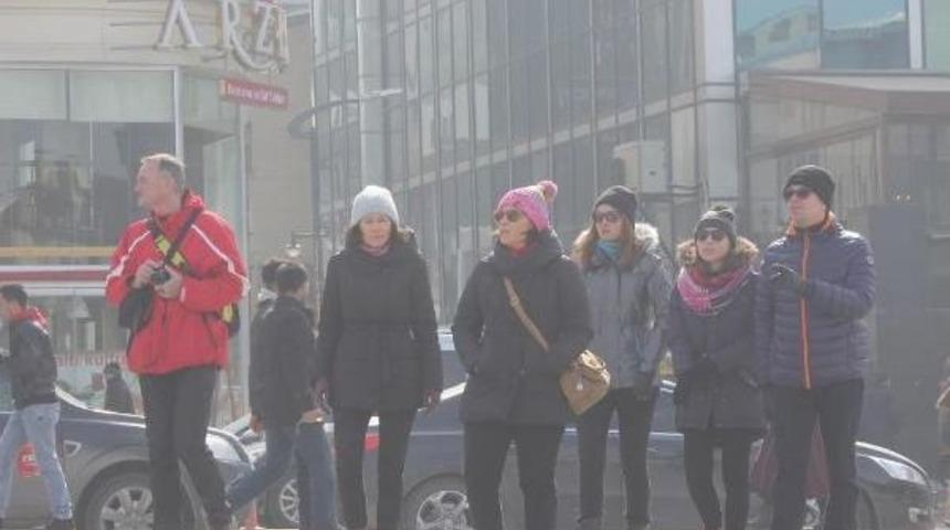 Doğu'da Sibirya Soğukları S&uuml;r&uuml;yor: G&ouml;le Eksi 26