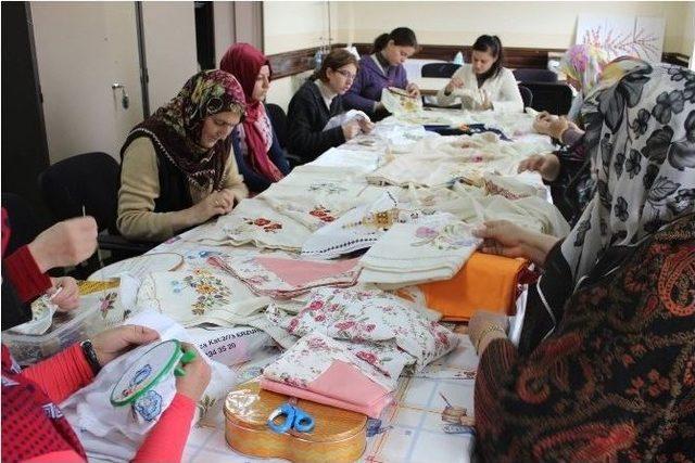 Erzurum Büyükşehir Belediyesi Sanat Ve Meslek Eğitim Kursları Açılıyor