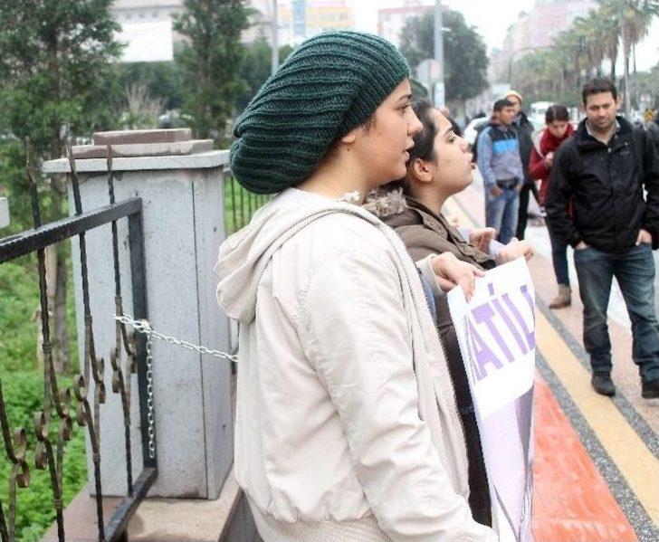 Özgecan Cinayetine Zincirli Protesto G3