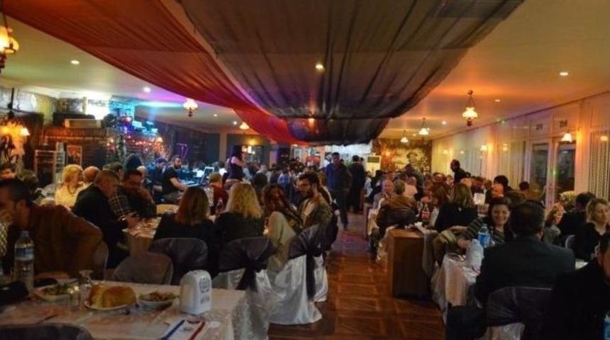 Orhangazi Spor Camiası Gen&ccedil;lerbirliği Gecesinde Bir Araya Geldi