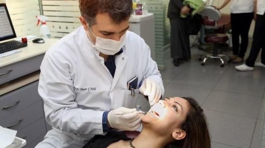 Bozuk &Ccedil;ene Yapısı Ve &Ccedil;apraşık Dişler Kişinin Sosyal Hayatını Olumsuz Etkiliyor