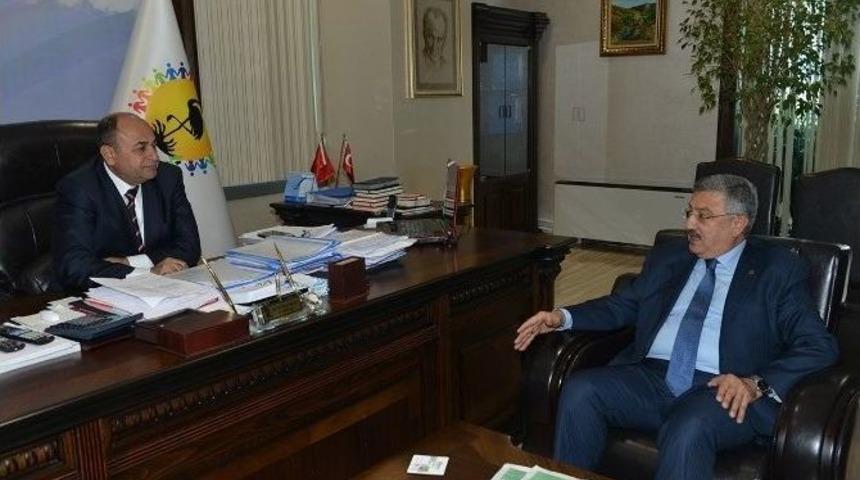 &Ccedil;iğli&rsquo;de M&uuml;teahhitler Kent &Ccedil;alışmalarına Destek Verecek