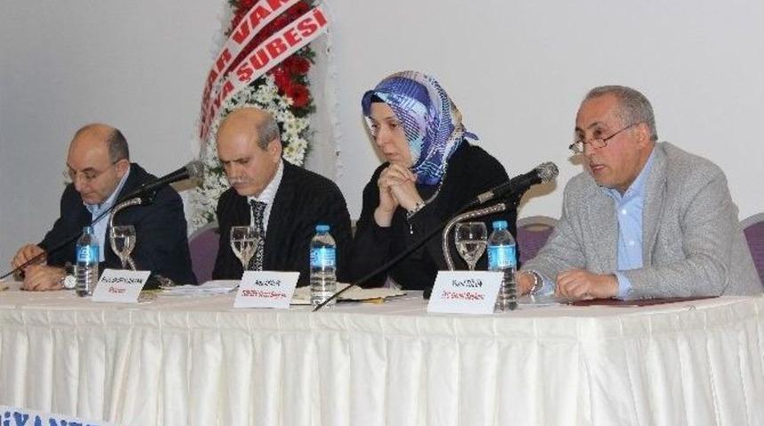 K&uuml;tahya&rsquo;da &rsquo;sivil Toplum &Ouml;rg&uuml;tlerinin Yeri Ve &Ouml;nemi&rsquo; Konulu Panel