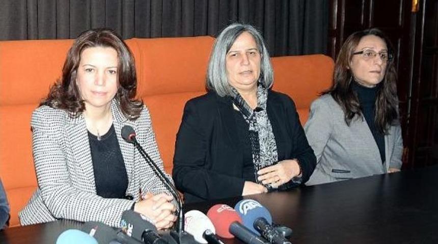 Hdp'li Irmak: &Ccedil;&ouml;z&uuml;m Idamda Değil, Erkek Egemen Zihniyetinin Değiştirilmesindedir