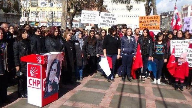 Karaman’da Özgecan’ın Hunharca Öldürülmesi Protesto Edildi