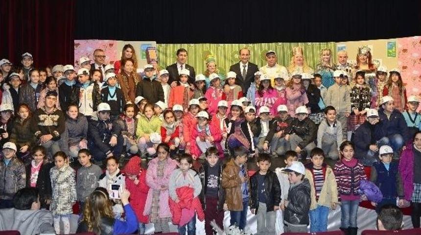 Yeni Yıldırım&rsquo;da Tiyatro Pr&ouml;miyeri