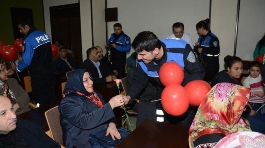 Hastalar Sevindirildi