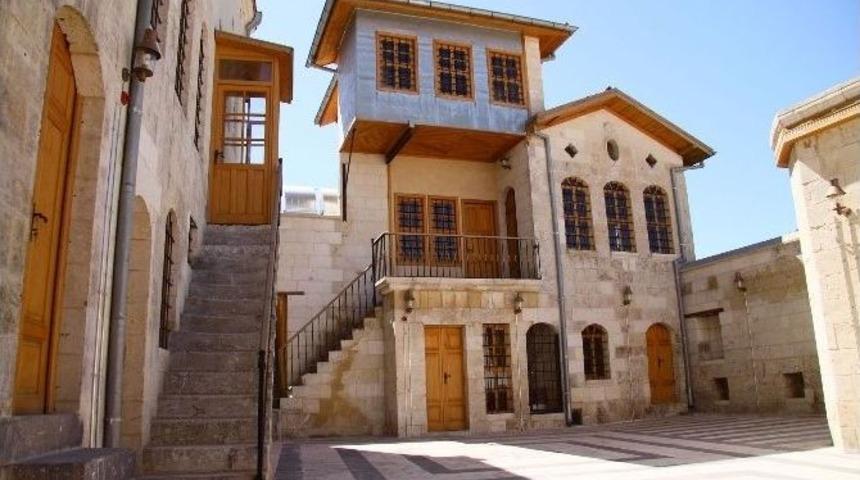 B&uuml;y&uuml;kşehir Belediyesi Tasarımcıları Burada Buluşturacak