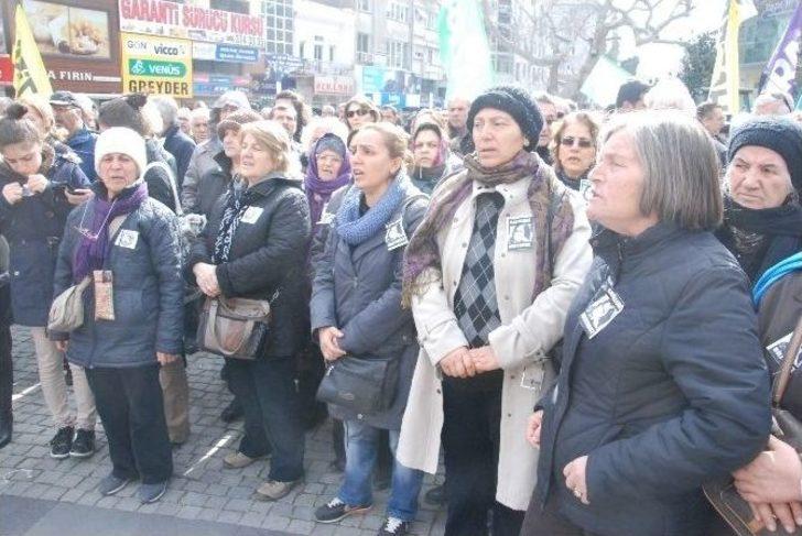 Edremitli Kadınlar Özgecan İçin Meydanlara İndi G3