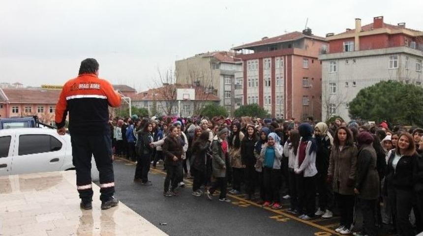 G&uuml;ng&ouml;renli &Ouml;ğrencilere İkaz Alarm Tatbikatı