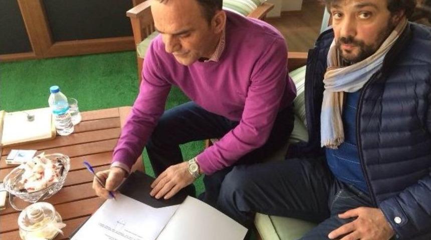 Galip &Ouml;zt&uuml;rk, Alacağı 1.2 Milyon Lirayı Samsunspor&rsquo;a Bağışladı