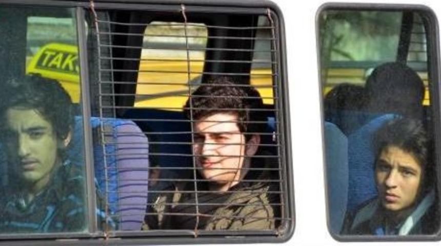 Bodrum'da &Ouml;ğrenci Servislerine Sıkı Denetim