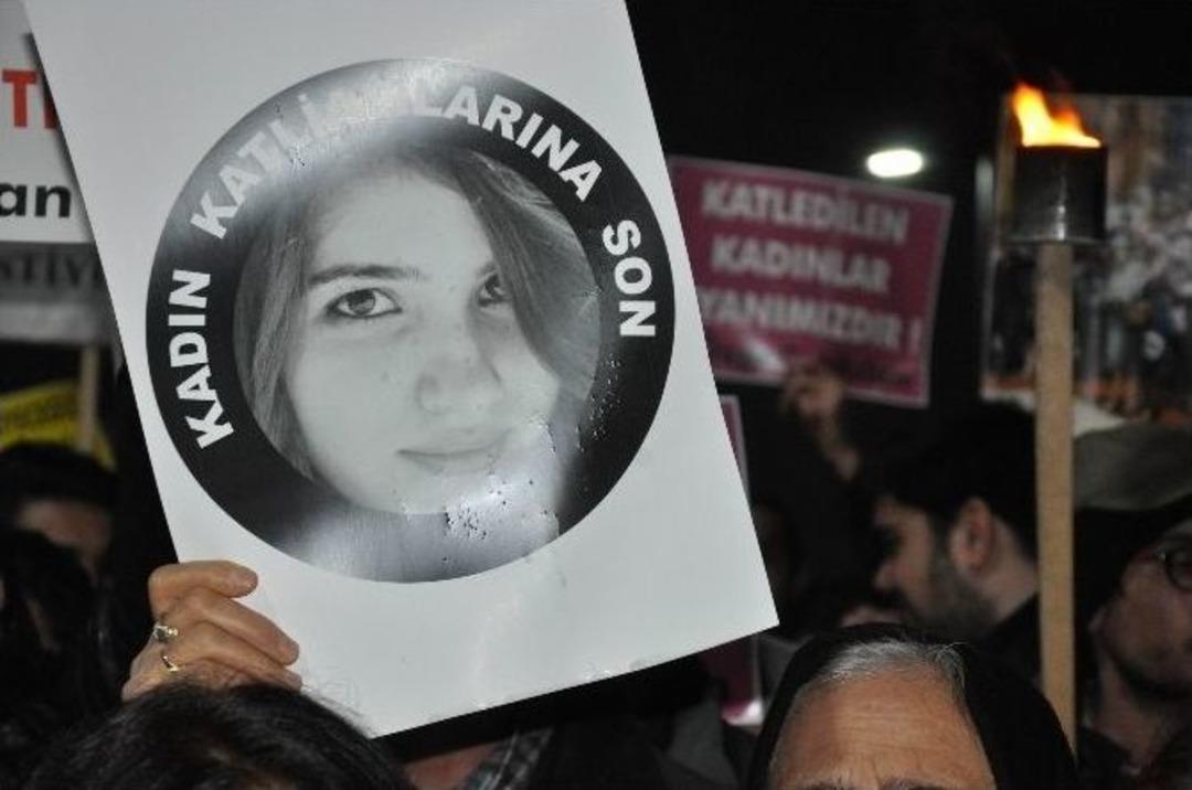 Sivas&rsquo;ta &lsquo;&ouml;zgecan&rsquo; İ&ccedil;in Meşale Yaktılar