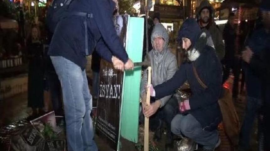 &Ouml;zgecan I&ccedil;in Altıyol'a Erguvan Fidanı Diktiler...