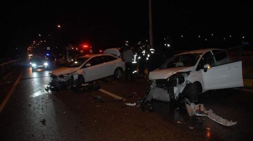 K&ouml;pr&uuml; &Uuml;zerinde Faciadan D&ouml;n&uuml;ld&uuml;: 2 Yaralı