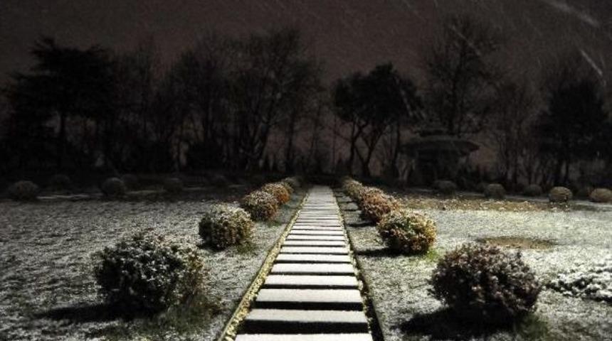 İstanbul'da Kar Yağışı Başladı (1)