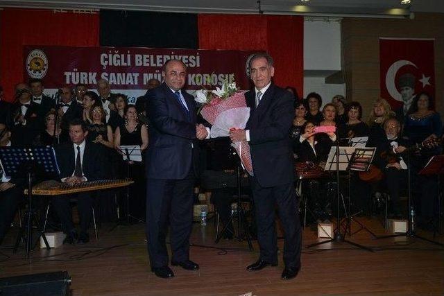 Çiğli’de Türk Müziği Korosundan Unutulmaz Konser