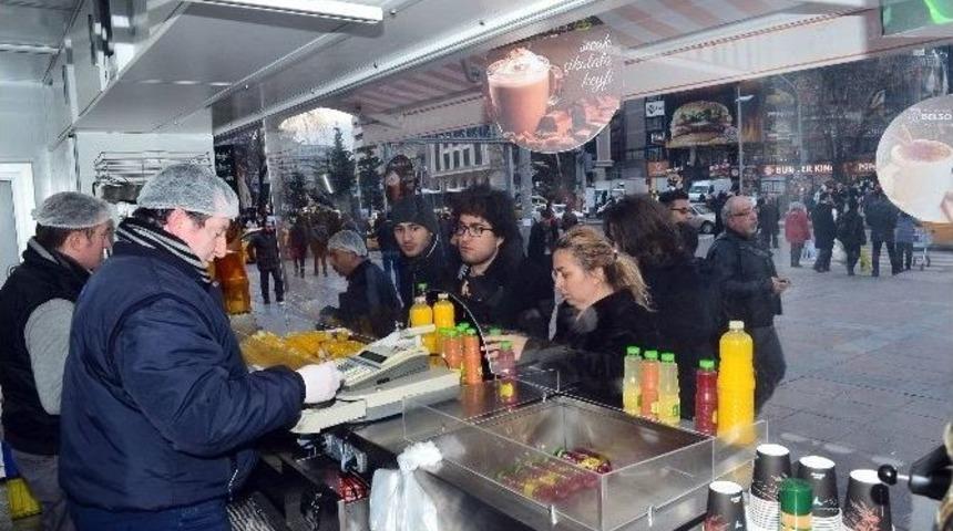Belso&rsquo;dan Ankaralılara Salep Ve Sıcak &Ccedil;ikolata
