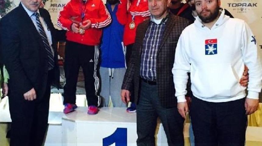 Otistik Bing&uuml;l Kardeşler T&uuml;rkiye Şampiyonu Oldu