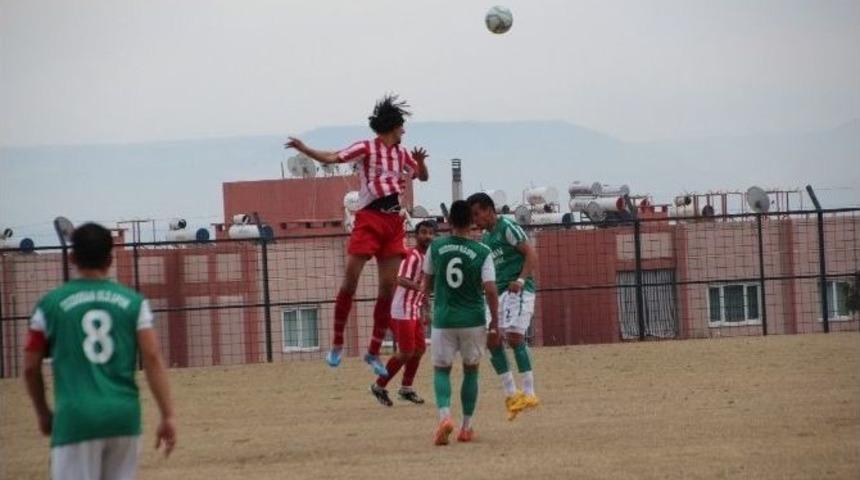 Bozdoğan Belediyespor, Sındırgı&rsquo;ya Boyun Eğdi