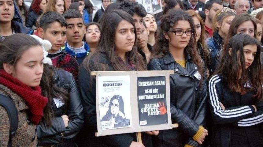 Silifkeli Kadınlar Tecav&uuml;ze İdam İstedi