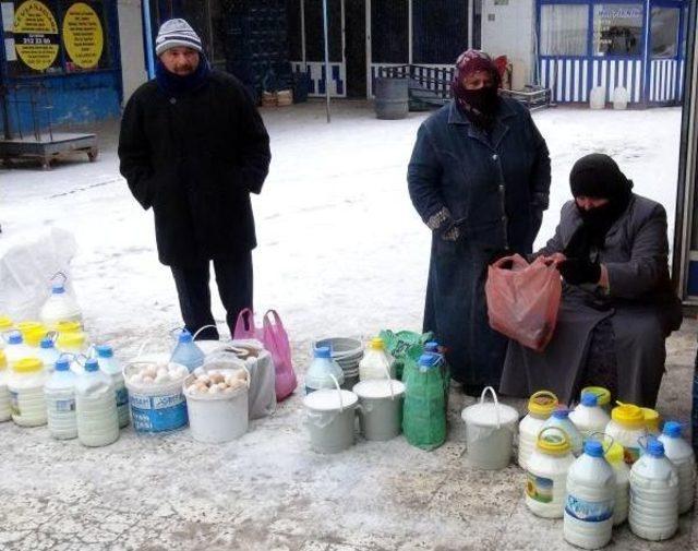 Kar Pazara Yağdı, Köylü Satış Yapamadı