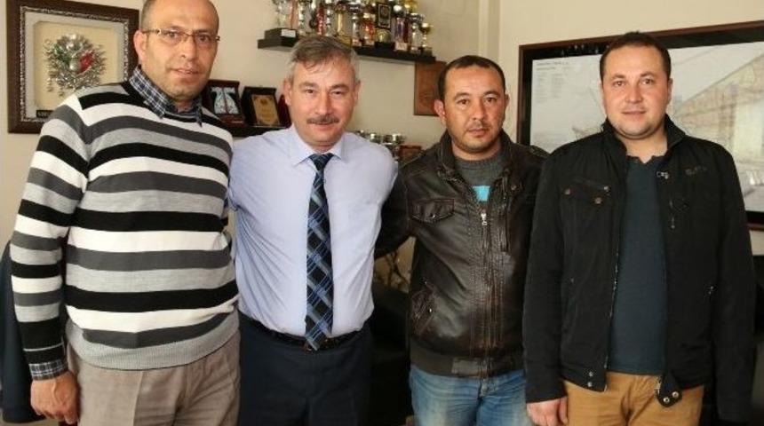 Başkan Yaralı, İşten Çıkartılan Personelleri Tekrar İşe Aldı