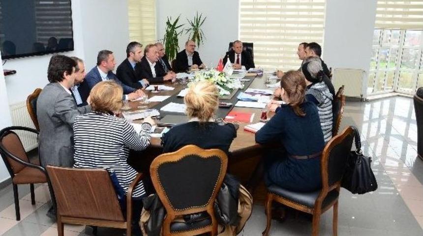 Başkan Keleş’ten Hava Kirliliği Toplantısı