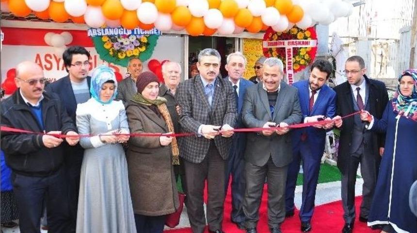 Başkan Alıcık, İşyeri Açılışına Katıldı