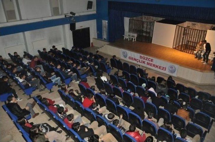 Kayıp Hayatlar Adlı Oyun İlgi Gördü G2