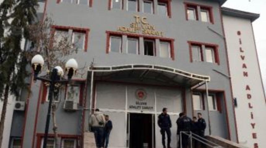 Silvan&rsquo;da 4 Kişi Tutuklandı