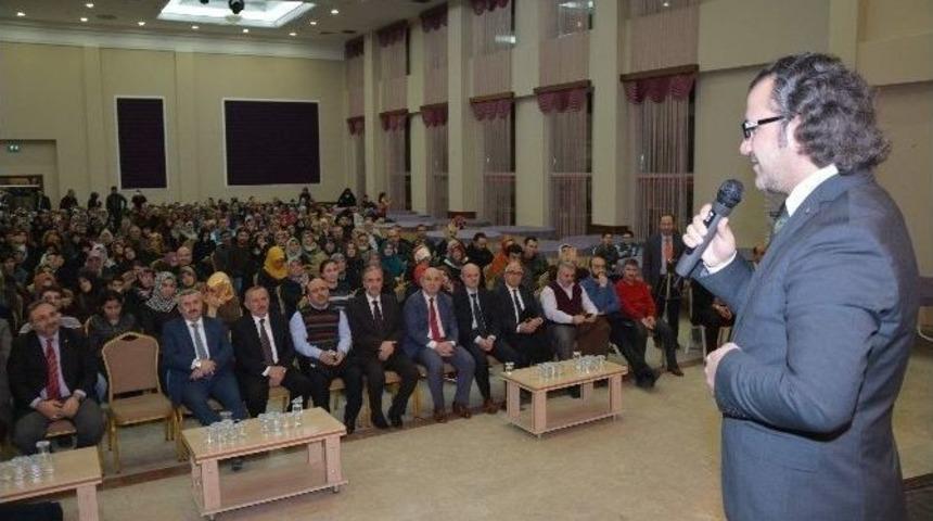 K&ouml;rfez&rsquo;de Aile İ&ccedil;i İletişim Semineri D&uuml;zenlendi